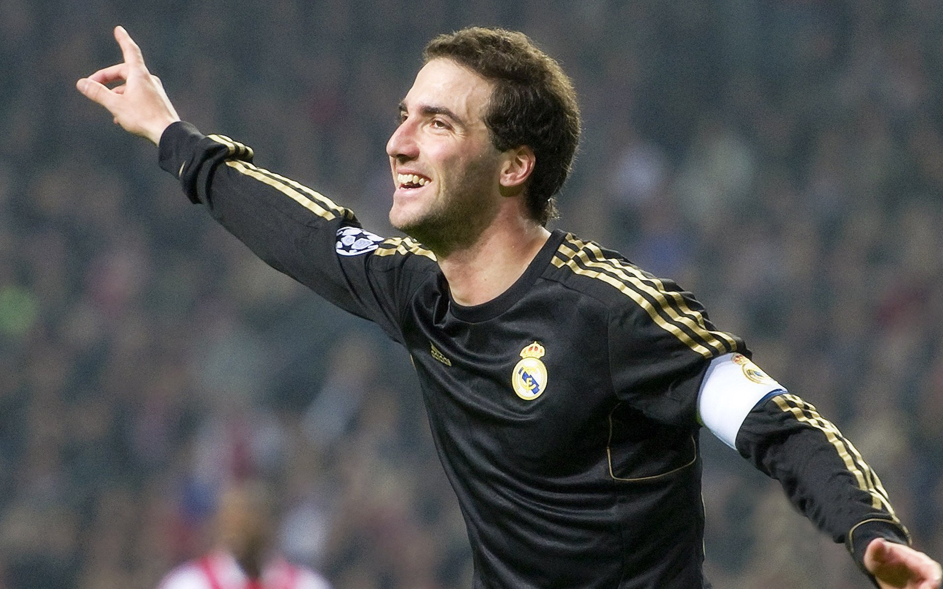 开云电竞平台-“法甲焦点战:豪门争夺,悬念持续升温”,法甲豪门球队排名前十